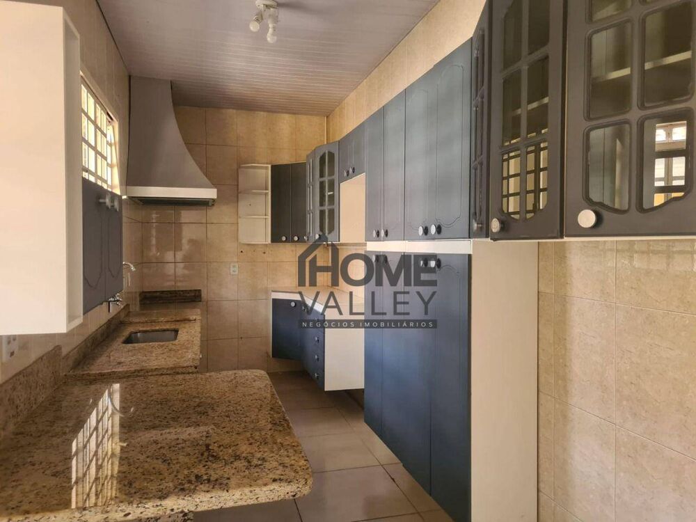 Apartamento, 3 quartos, 200 m² - Foto 2