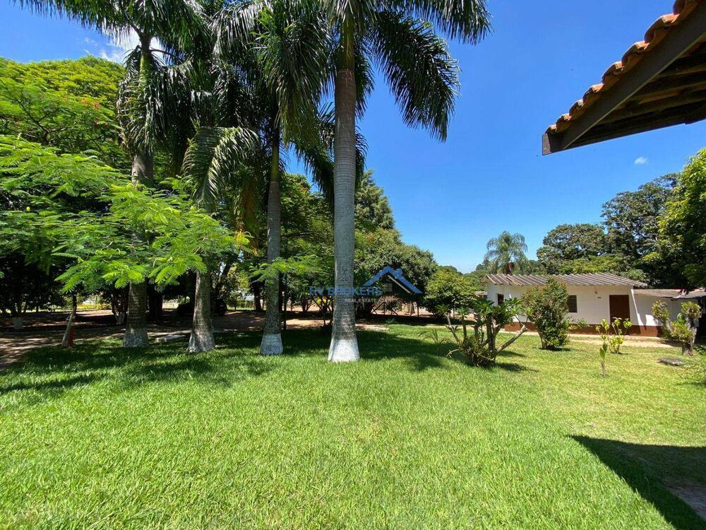 Chácara, 9 quartos, 7600 m² - Foto 1