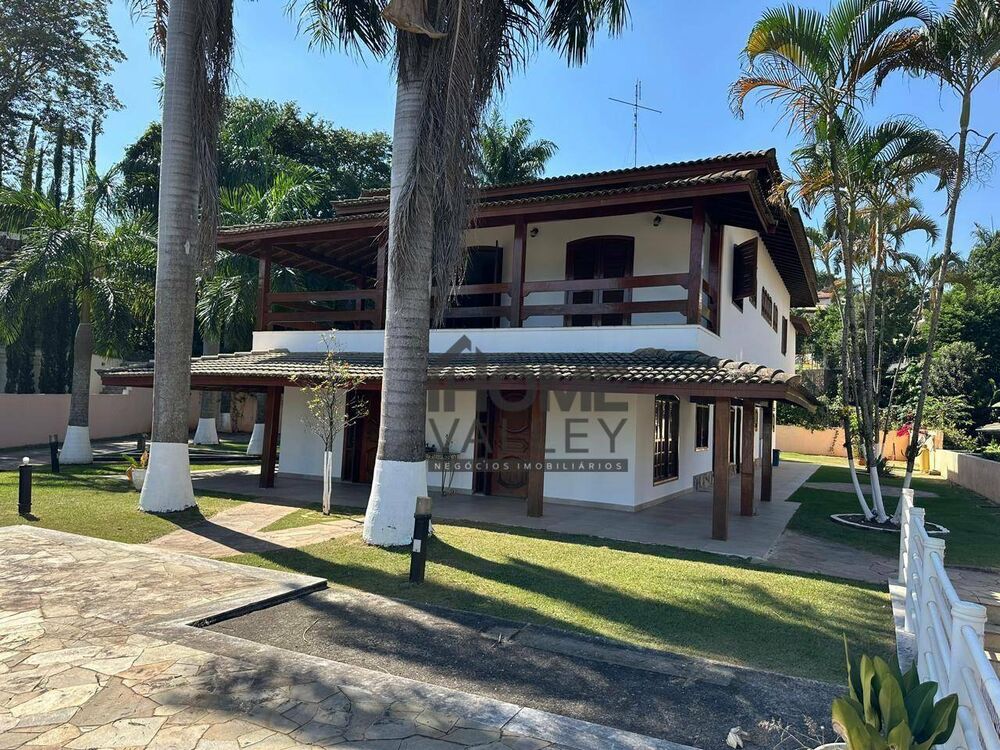Casa de Condomínio para alugar com 4 quartos, 600m² - Foto 11