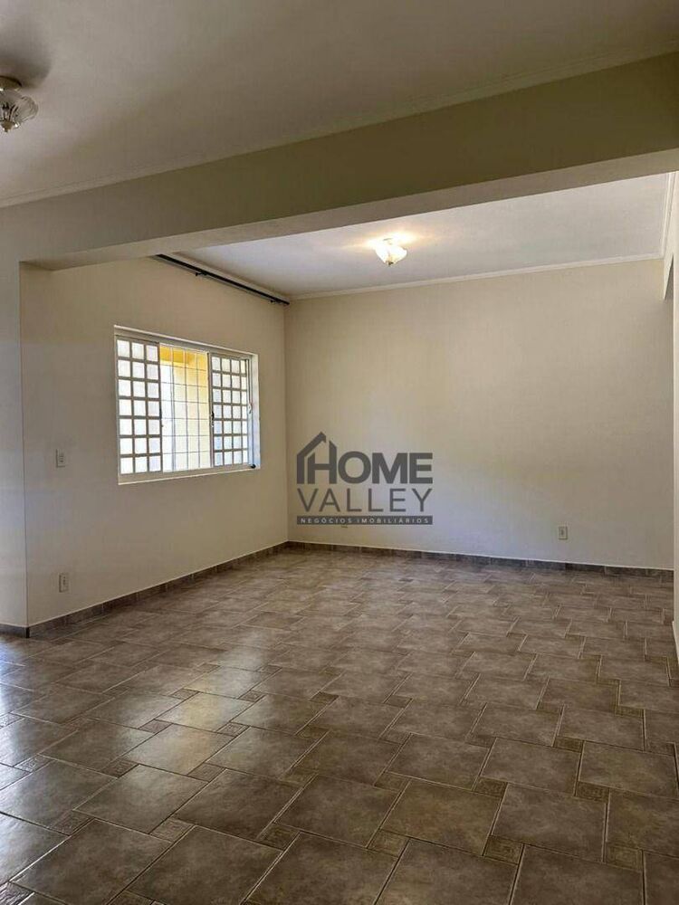 Casa, 3 quartos, 242 m² - Foto 5