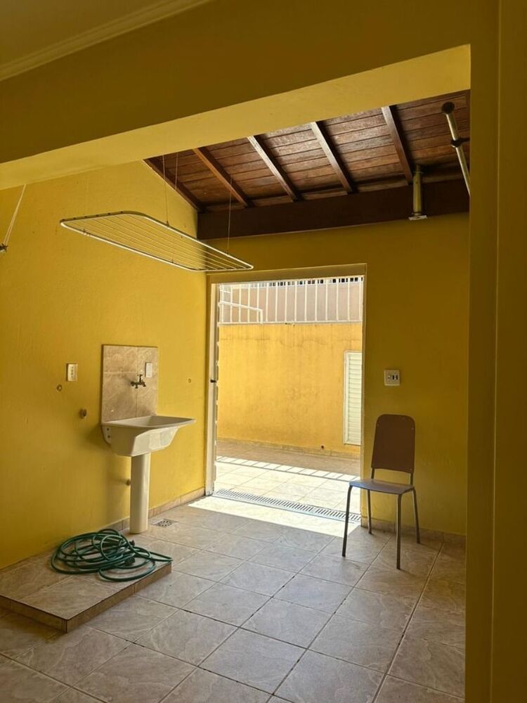 Casa, 3 quartos, 242 m² - Foto 15