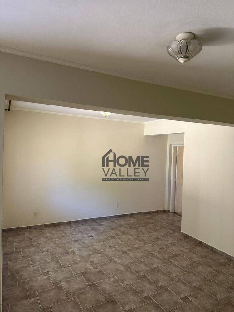 Casa, 3 quartos, 242 m² - Foto 6