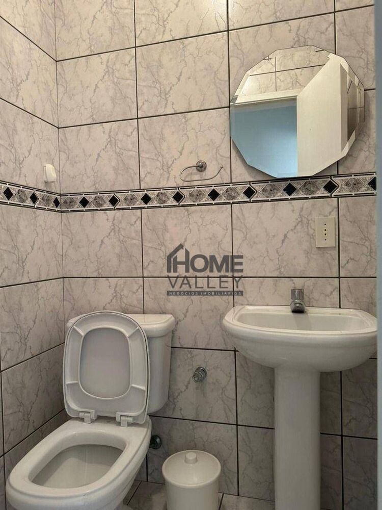 Casa, 3 quartos, 242 m² - Foto 11