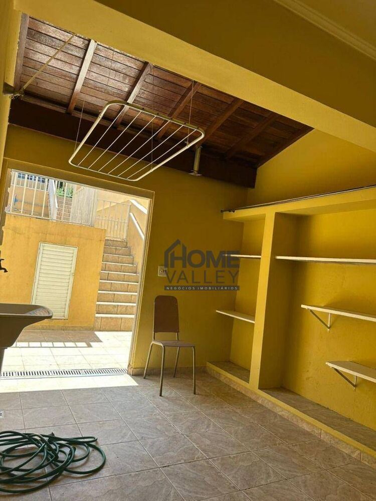 Casa, 3 quartos, 242 m² - Foto 16