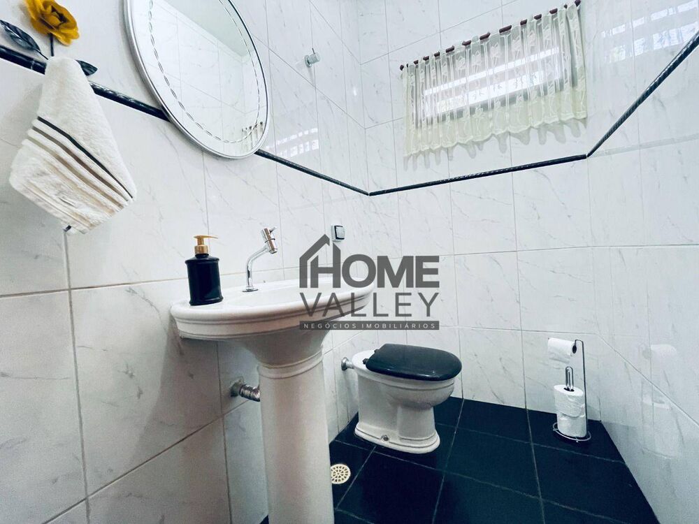Casa de Condomínio à venda com 3 quartos, 230m² - Foto 9