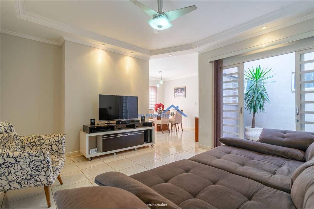 Casa, 3 quartos, 149 m² - Foto 1