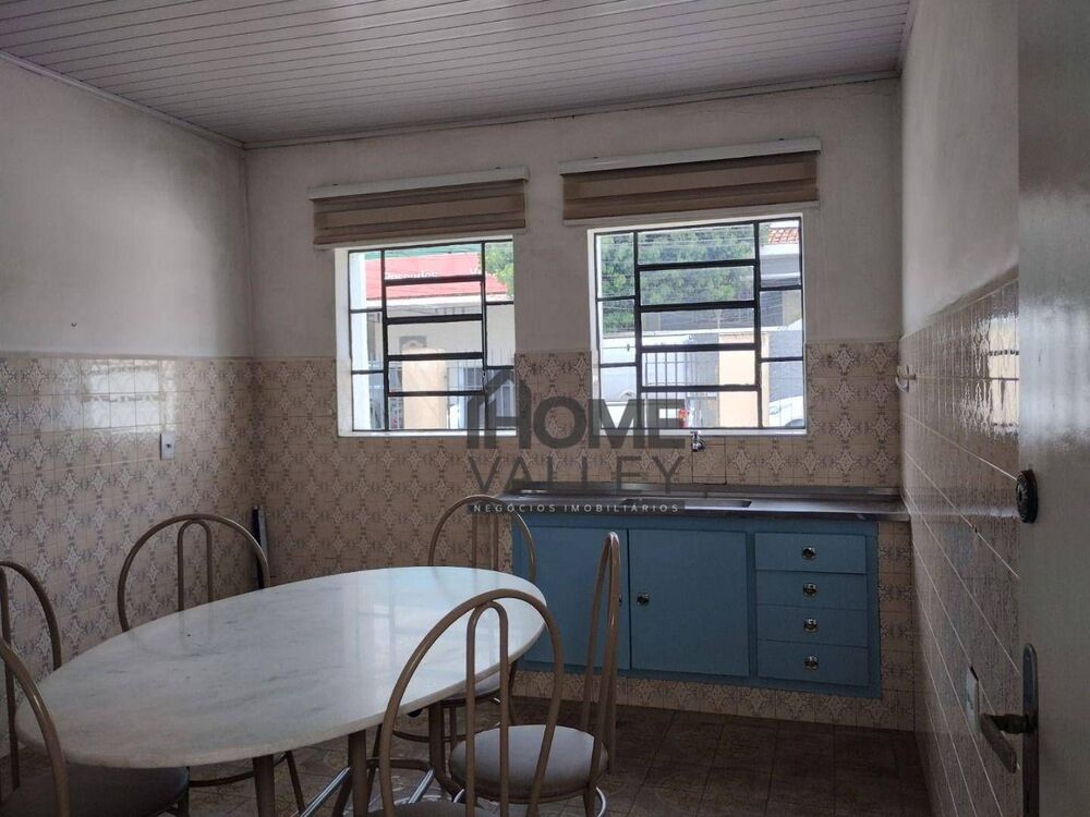 Casa à venda com 3 quartos, 88m² - Foto 4