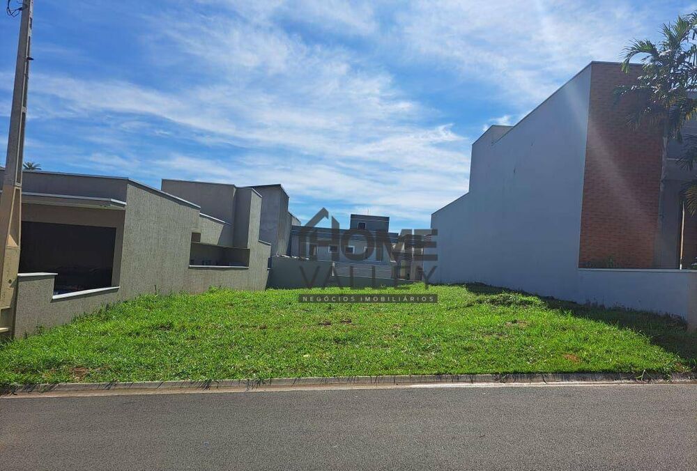 Loteamento e Condomínio, 308 m² - Foto 1