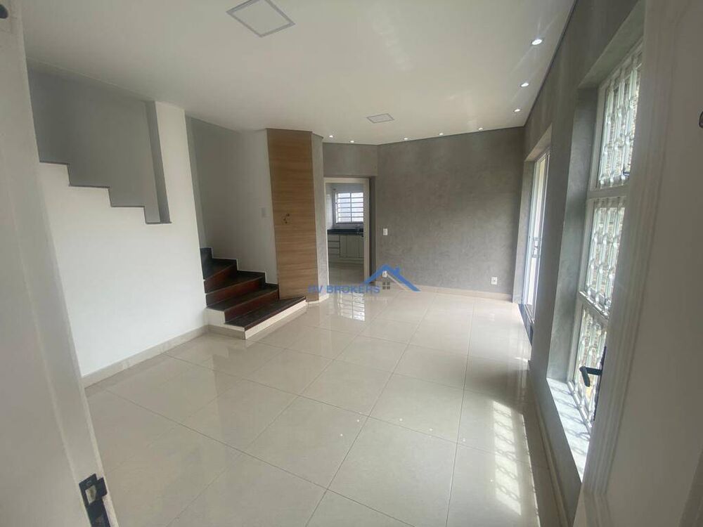 Casa, 3 quartos, 184 m² - Foto 2