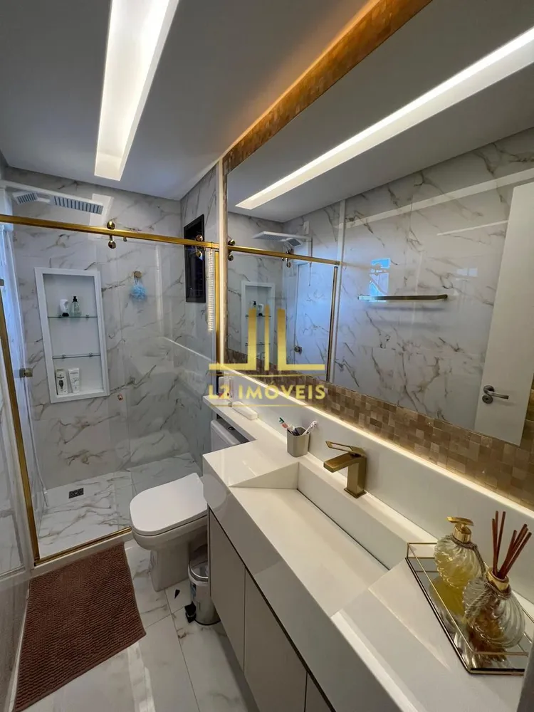 Cobertura, 3 quartos, 213 m² - Foto 3