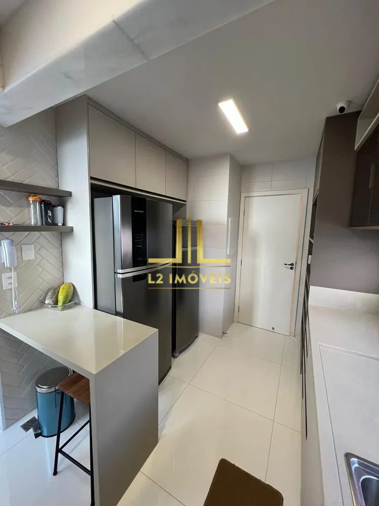 Cobertura, 3 quartos, 213 m² - Foto 4
