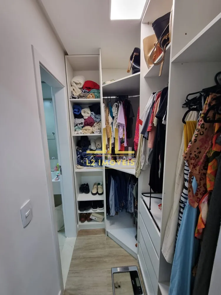 Casa, 4 quartos, 270 m² - Foto 8