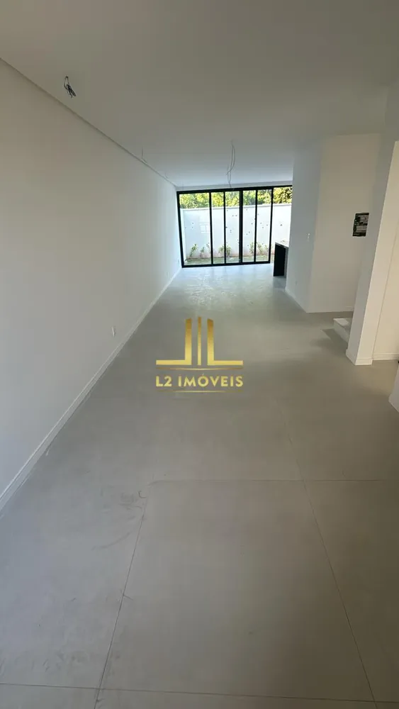 Casa, 4 quartos, 168 m² - Foto 2