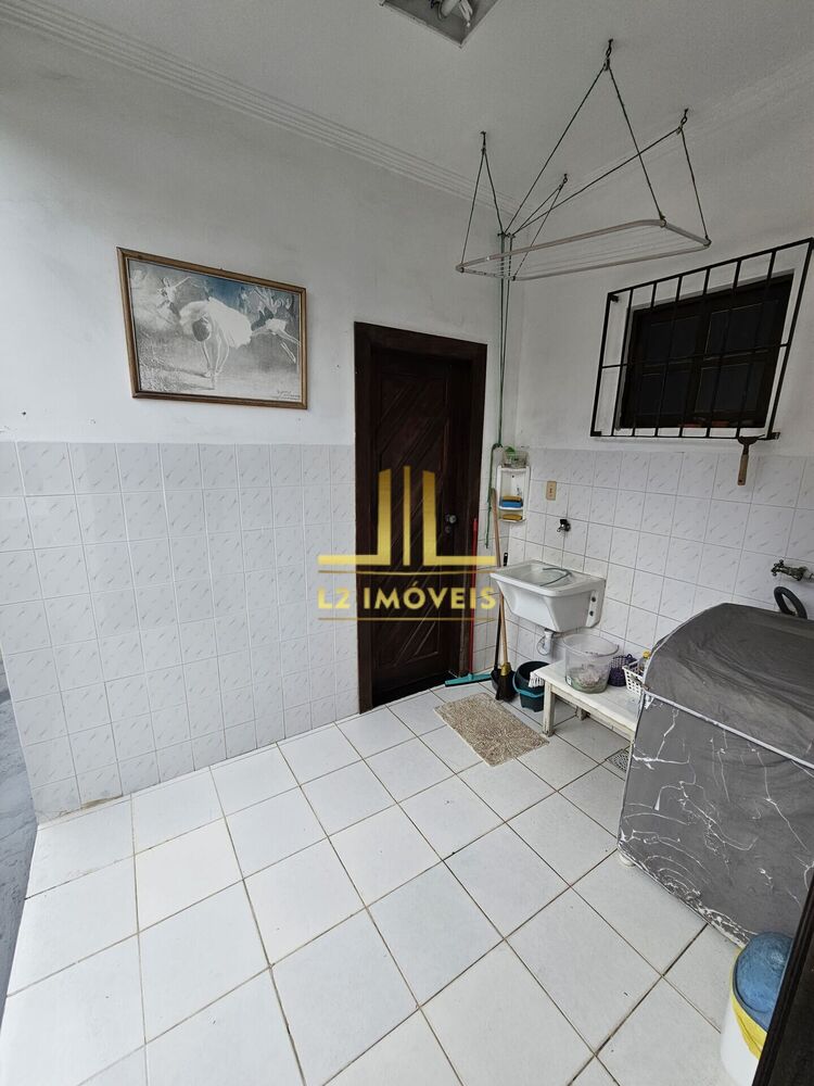 Casa, 5 quartos, 285 m² - Foto 4