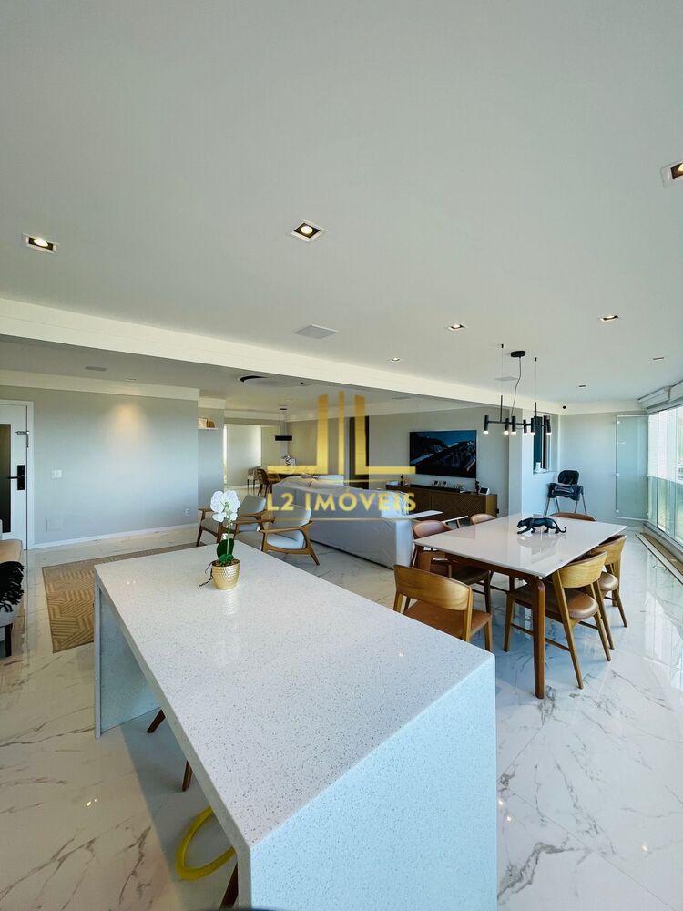 Apartamento à venda com 4 quartos, 200m² - Foto 2