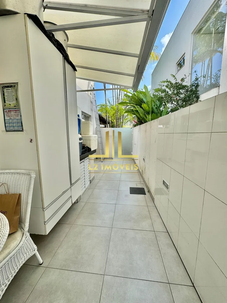 Casa, 4 quartos, 349 m² - Foto 1