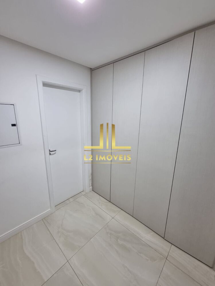 Casa, 4 quartos, 270 m² - Foto 3