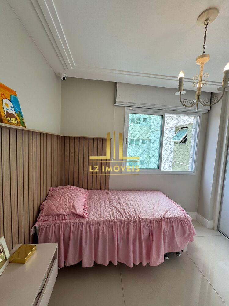 Apartamento para alugar com 4 quartos, 144m² - Foto 2