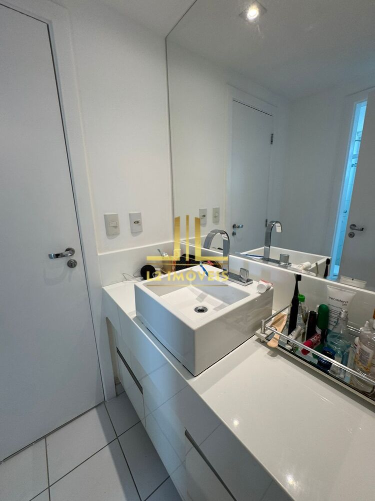Apartamento para alugar com 4 quartos, 144m² - Foto 4