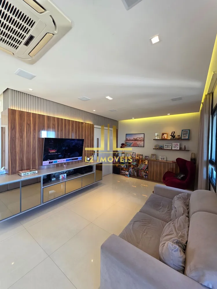 Apartamento, 3 quartos, 195 m² - Foto 1