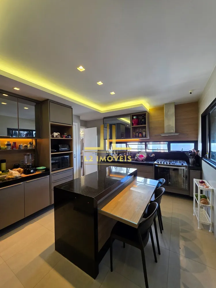 Apartamento, 3 quartos, 195 m² - Foto 10
