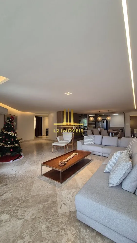 Apartamento, 3 quartos, 250 m² - Foto 1