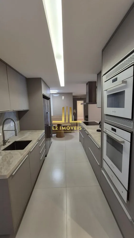 Apartamento, 3 quartos, 250 m² - Foto 13