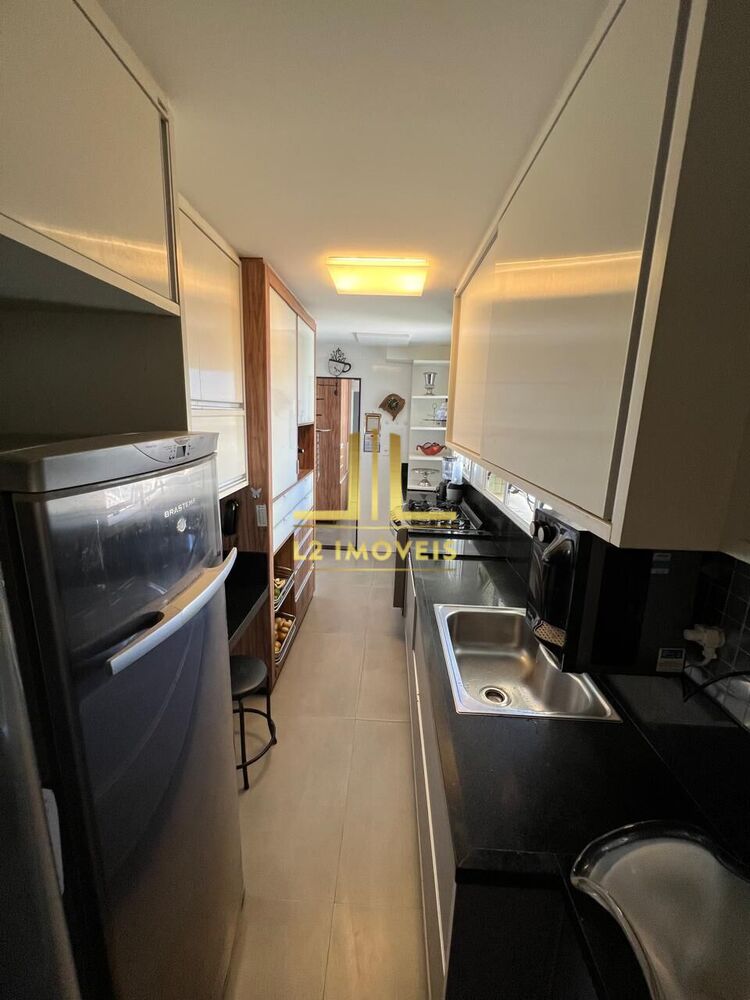 Apartamento, 3 quartos, 187 m² - Foto 2