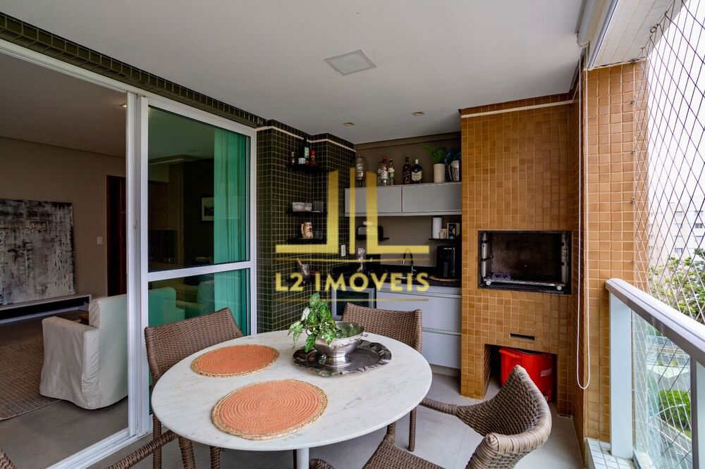 Apartamento à venda com 3 quartos, 141m² - Foto 2