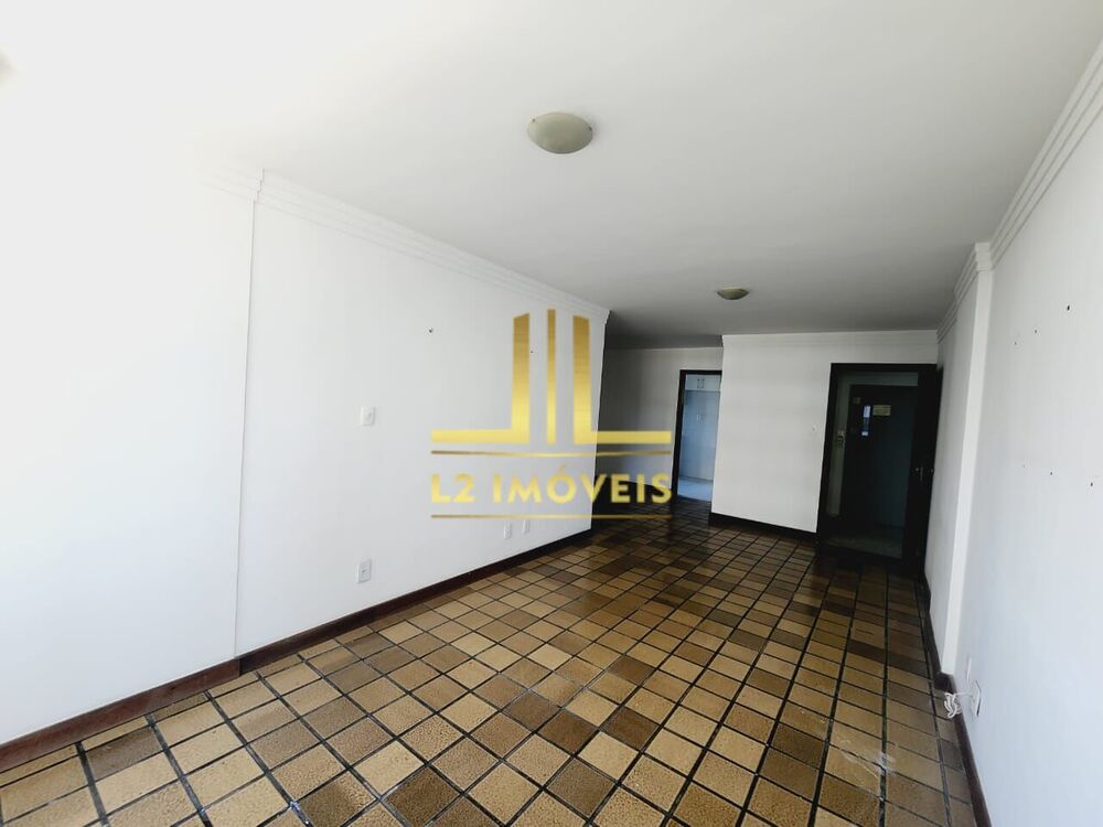 Apartamento à venda com 3 quartos, 108m² - Foto 1