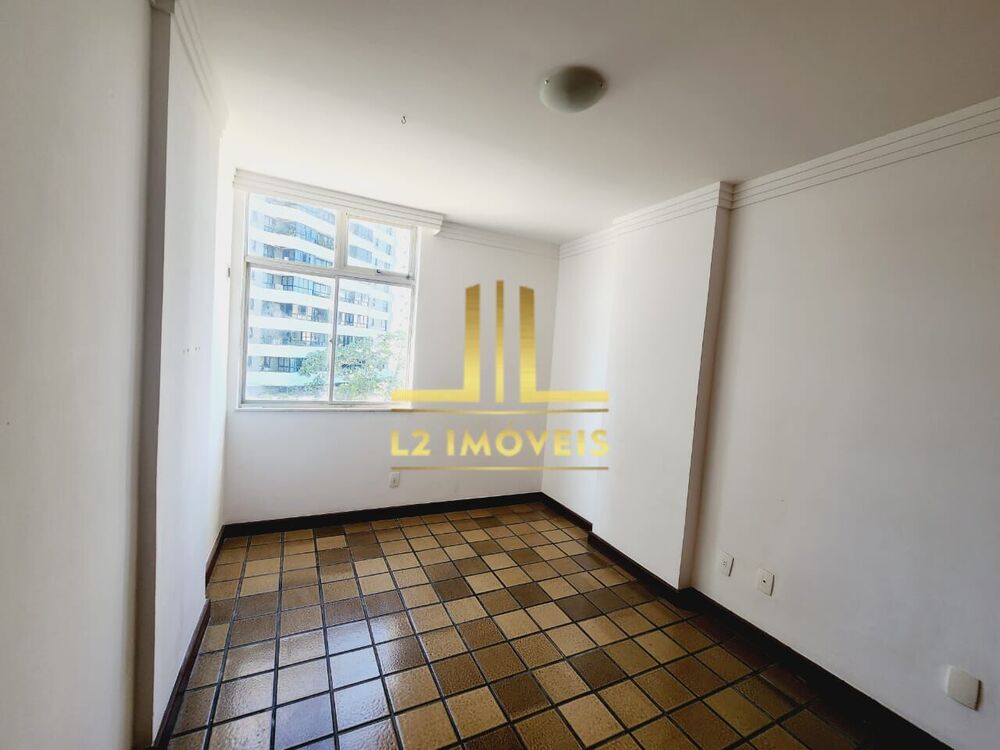 Apartamento à venda com 3 quartos, 108m² - Foto 3