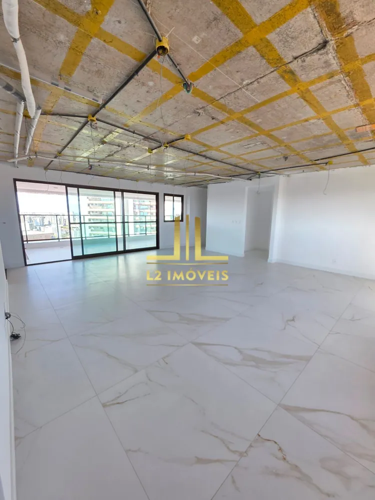 Apartamento, 3 quartos, 250 m² - Foto 1
