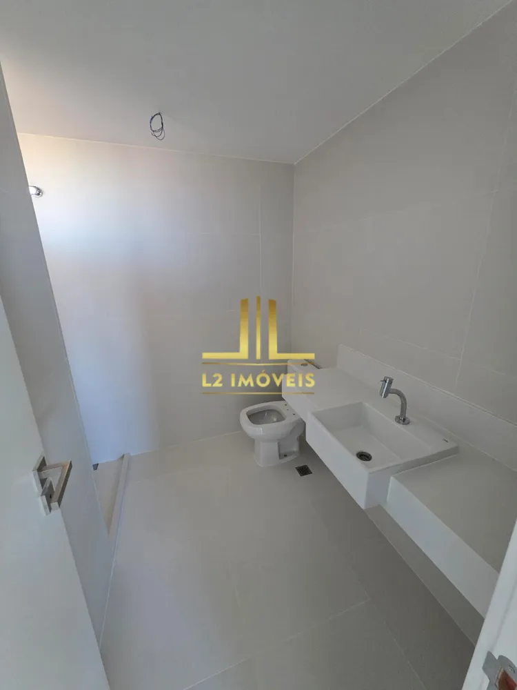 Apartamento, 3 quartos, 250 m² - Foto 2