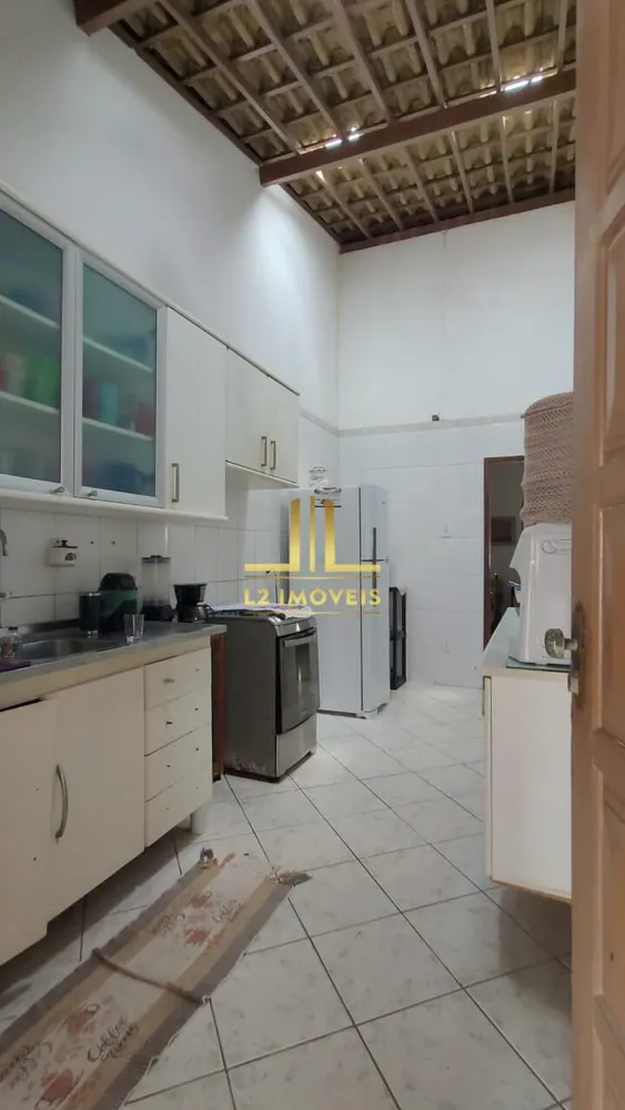 Casa, 4 quartos, 250 m² - Foto 12