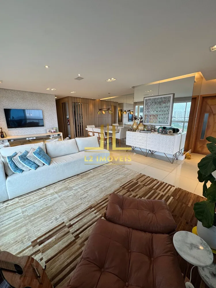 Apartamento, 3 quartos, 155 m² - Foto 1