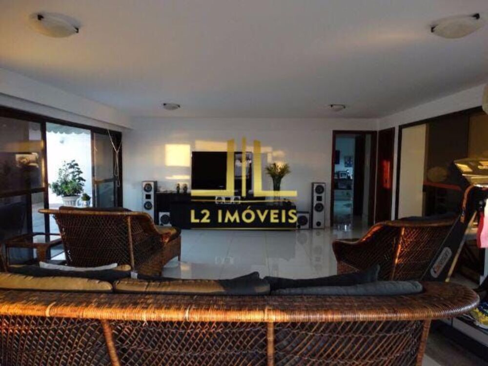 Cobertura à venda com 5 quartos, 420m² - Foto 2