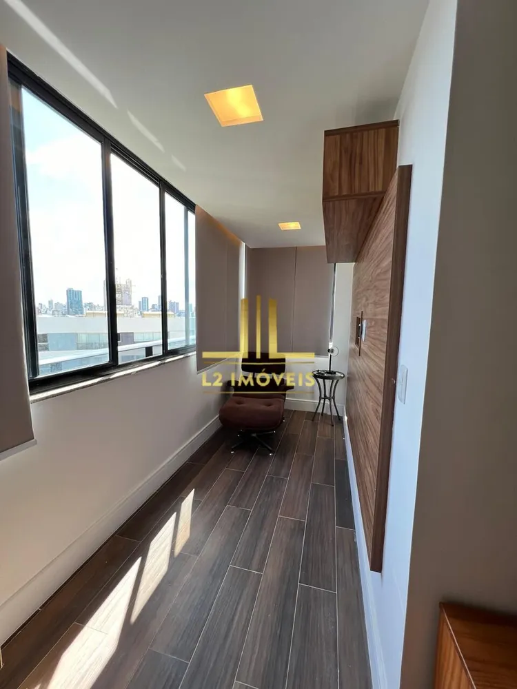 Cobertura, 3 quartos, 233 m² - Foto 9