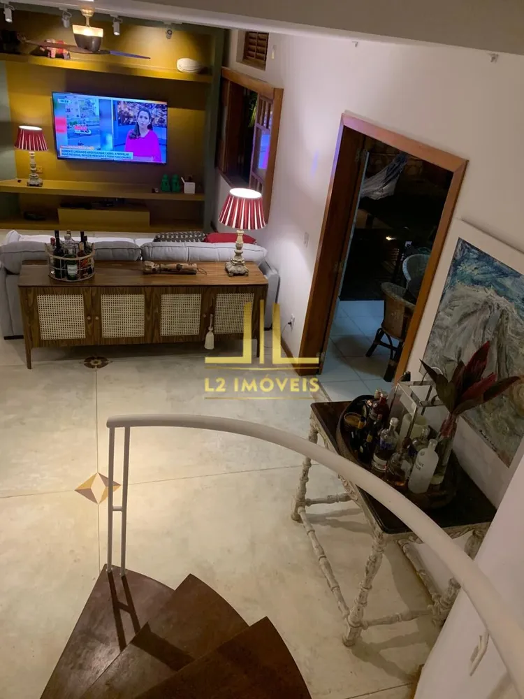 Casa, 5 quartos, 240 m² - Foto 1