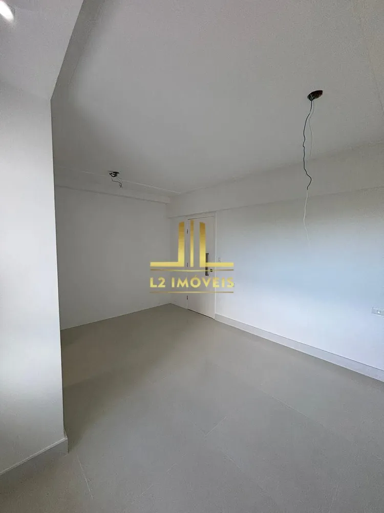 Apartamento, 3 quartos, 128 m² - Foto 2
