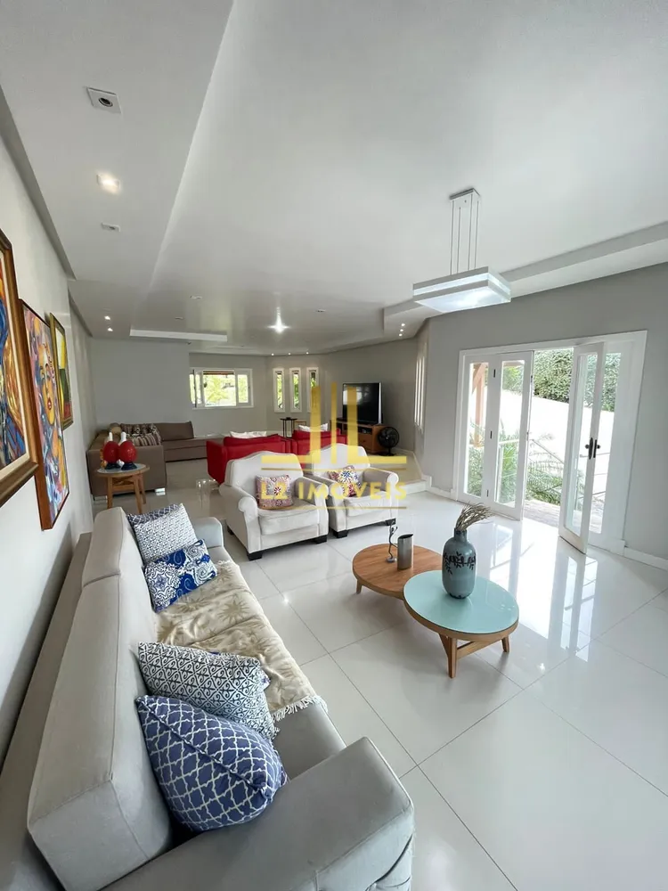 Casa, 6 quartos, 478 m² - Foto 1
