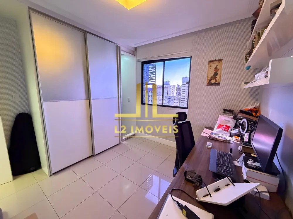 Apartamento, 3 quartos, 176 m² - Foto 2
