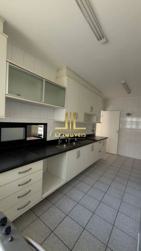 Apartamento, 4 quartos, 225 m² - Foto 11