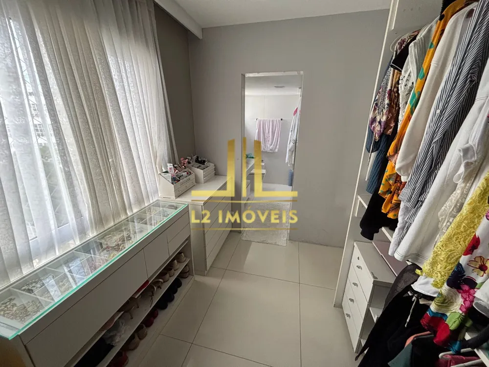 Apartamento, 3 quartos, 132 m² - Foto 2