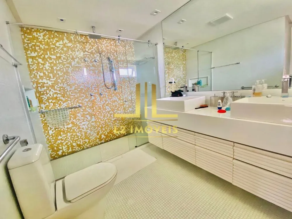 Casa, 5 quartos, 294 m² - Foto 1