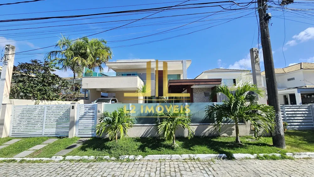 Casa, 4 quartos, 242 m² - Foto 2