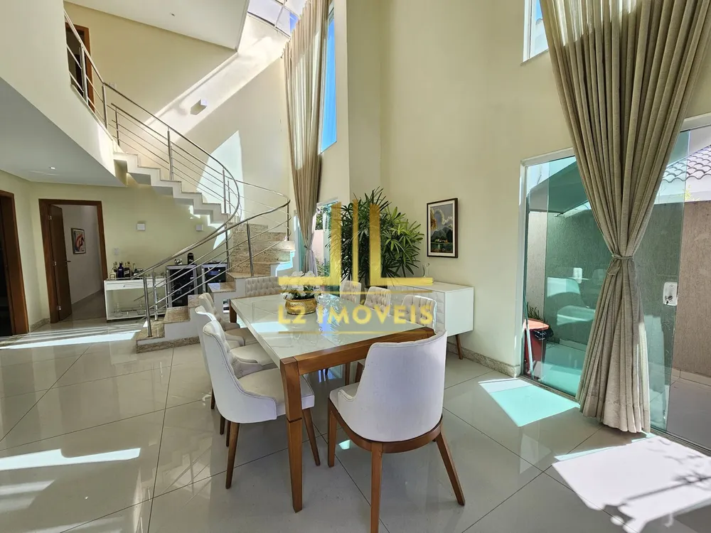 Casa, 4 quartos, 242 m² - Foto 9