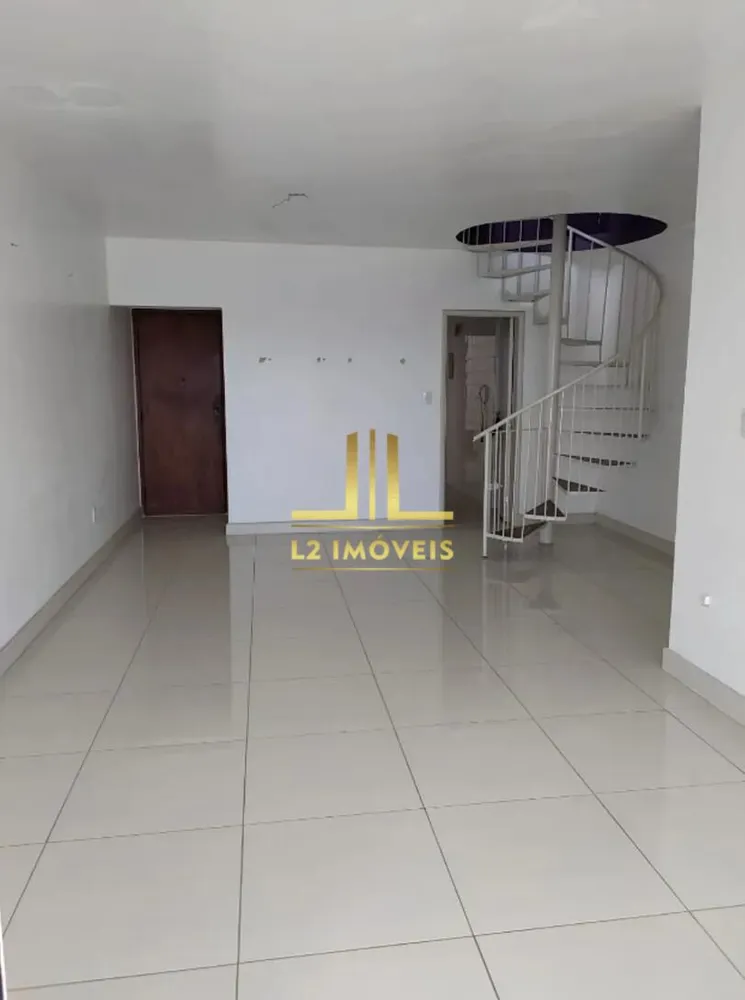 Cobertura, 3 quartos, 246 m² - Foto 1