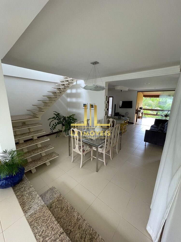Casa à venda com 4 quartos, 620m² - Foto 1
