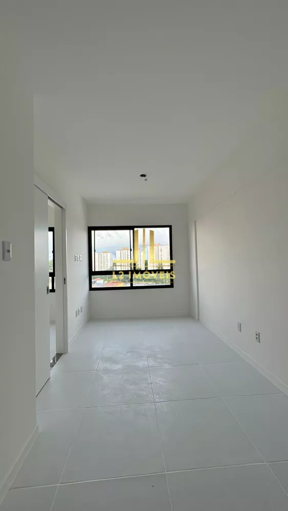 Apartamento à venda com 1 quarto, 28m² - Foto 1