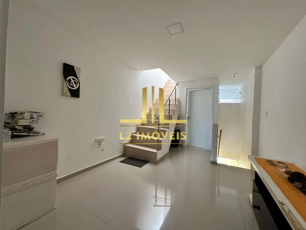 Casa, 2 quartos, 244 m² - Foto 4